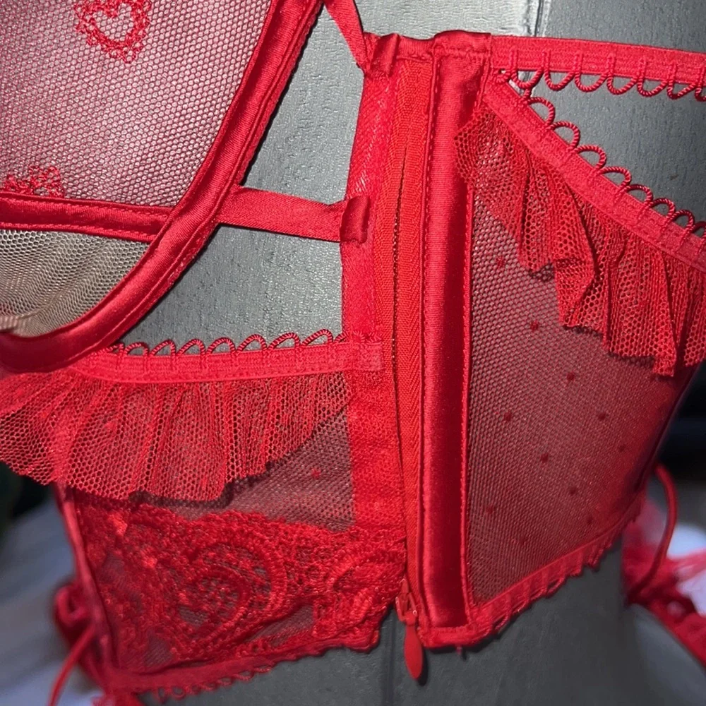 For love and lemons woman’s lace teddy size Small NEW - Picture 10 of 10